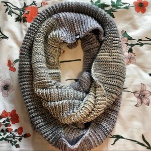 NWOT Apana Yoga Infinity Scarf